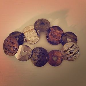 Inspiring saying metallic bracelet